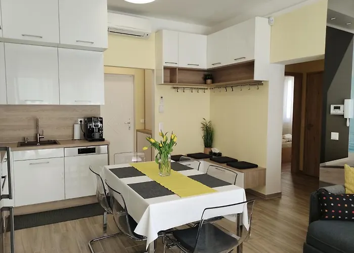 Apartamento Nest2 *